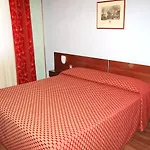 萨列里酒店