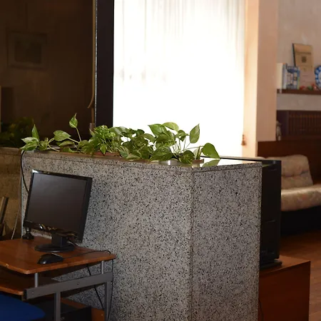 ホテル オテル サリエリ レニャーゴ