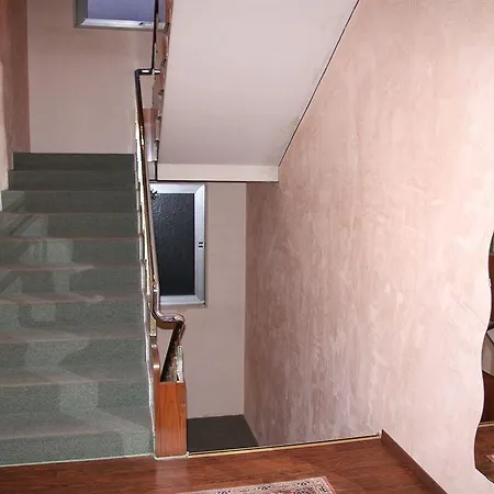 Salieri Hotel 3*