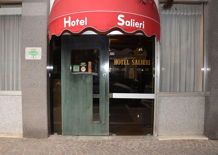 Salieri Hotel 3*