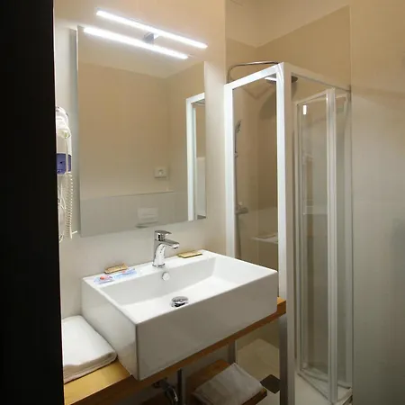 Salieri Hotel 3*